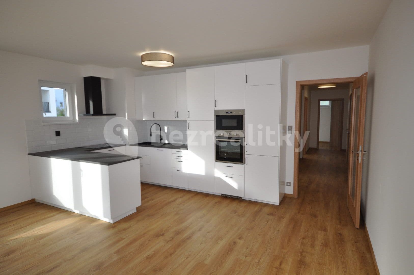 Pronájem bytu 4+kk 100 m², Drnovská, Praha, Praha Pronájem bytu 4+kk 100 m², Drnovská, Praha, Praha