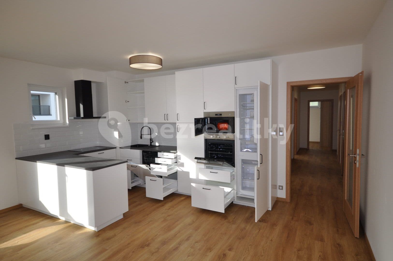 Pronájem bytu 4+kk 100 m², Drnovská, Praha, Praha Pronájem bytu 4+kk 100 m², Drnovská, Praha, Praha