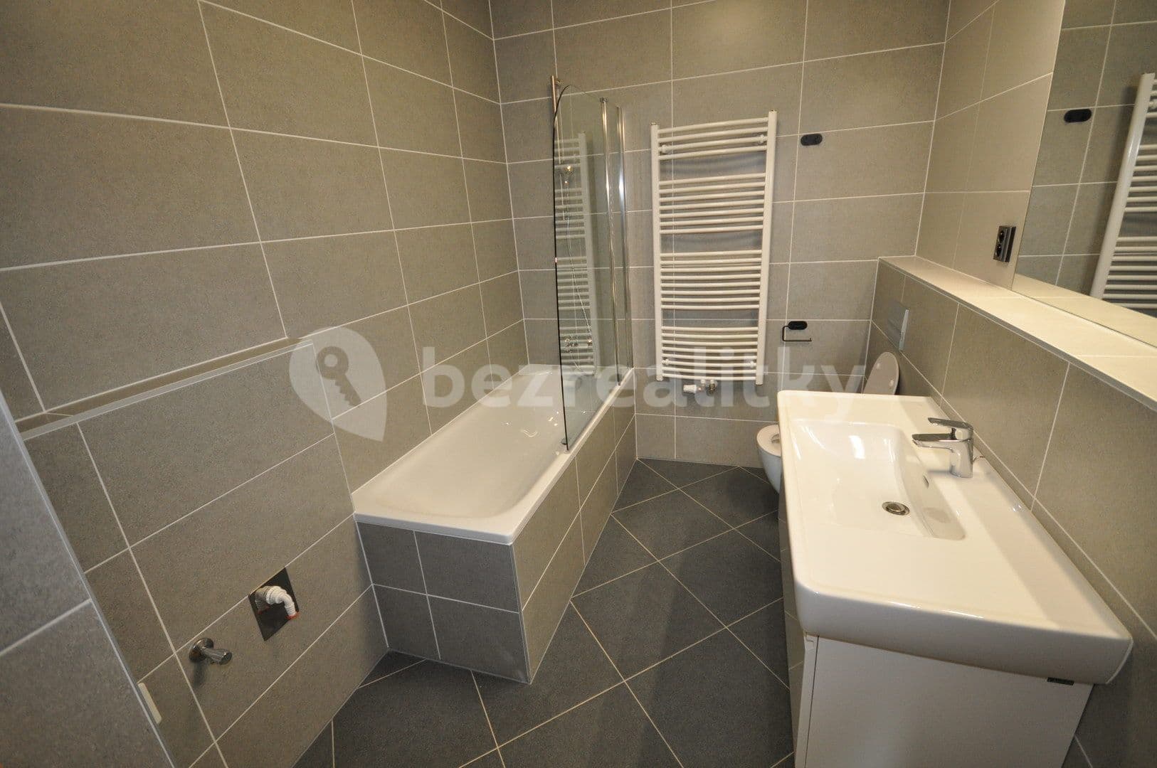 Pronájem bytu 4+kk 100 m², Drnovská, Praha, Praha Pronájem bytu 4+kk 100 m², Drnovská, Praha, Praha