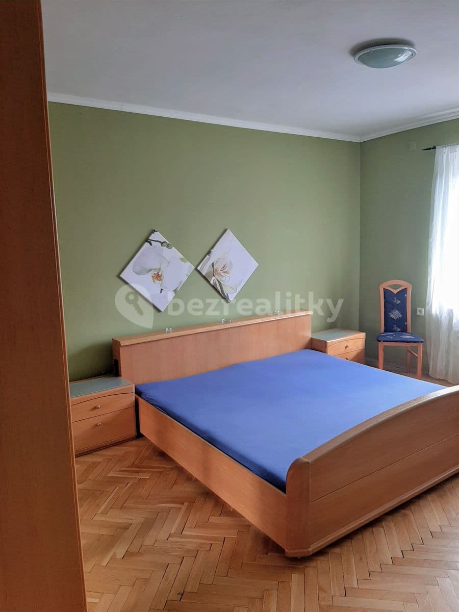Pronájem bytu 2+kk 56 m², Poděbradova, Modřice, Jihomoravský kraj Pronájem bytu 2+kk 56 m², Poděbradova, Modřice, Jihomoravský kraj
