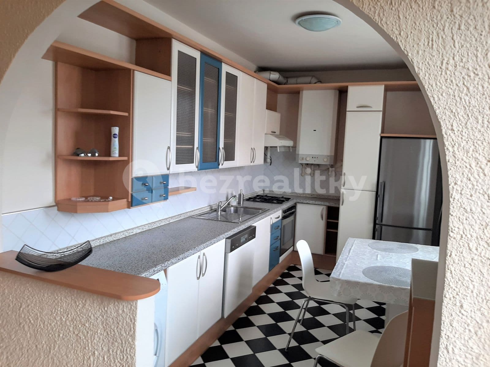 Pronájem bytu 2+kk 56 m², Poděbradova, Modřice, Jihomoravský kraj Pronájem bytu 2+kk 56 m², Poděbradova, Modřice, Jihomoravský kraj