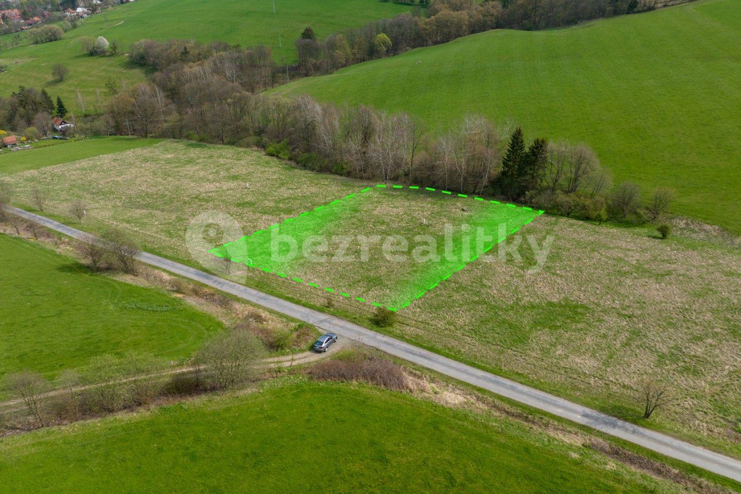 Prodej pozemku 3.995 m², Růžďka, Zlínský kraj