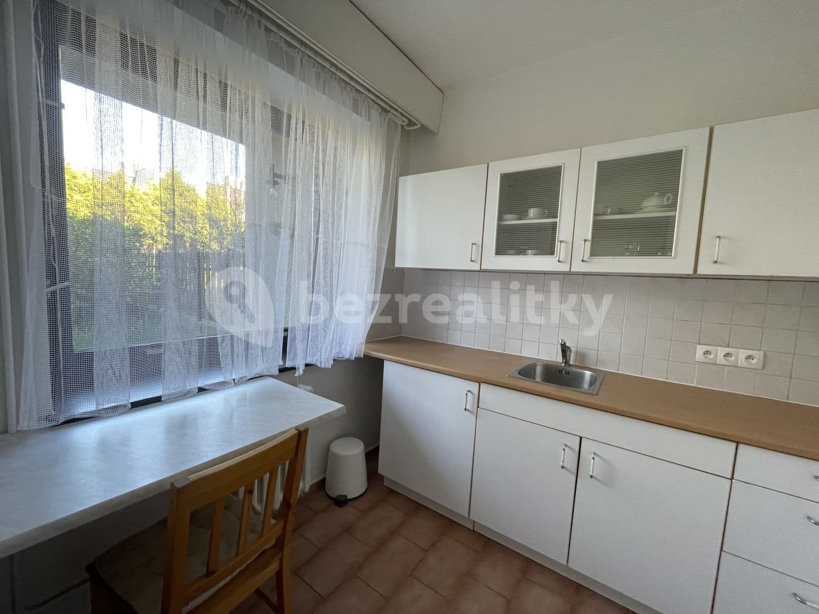 Pronájem bytu 1+1 30 m², Staňkova, Praha, Praha Pronájem bytu 1+1 30 m², Staňkova, Praha, Praha