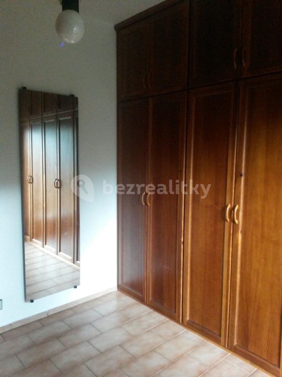 Pronájem bytu 1+1 30 m², Staňkova, Praha, Praha Pronájem bytu 1+1 30 m², Staňkova, Praha, Praha