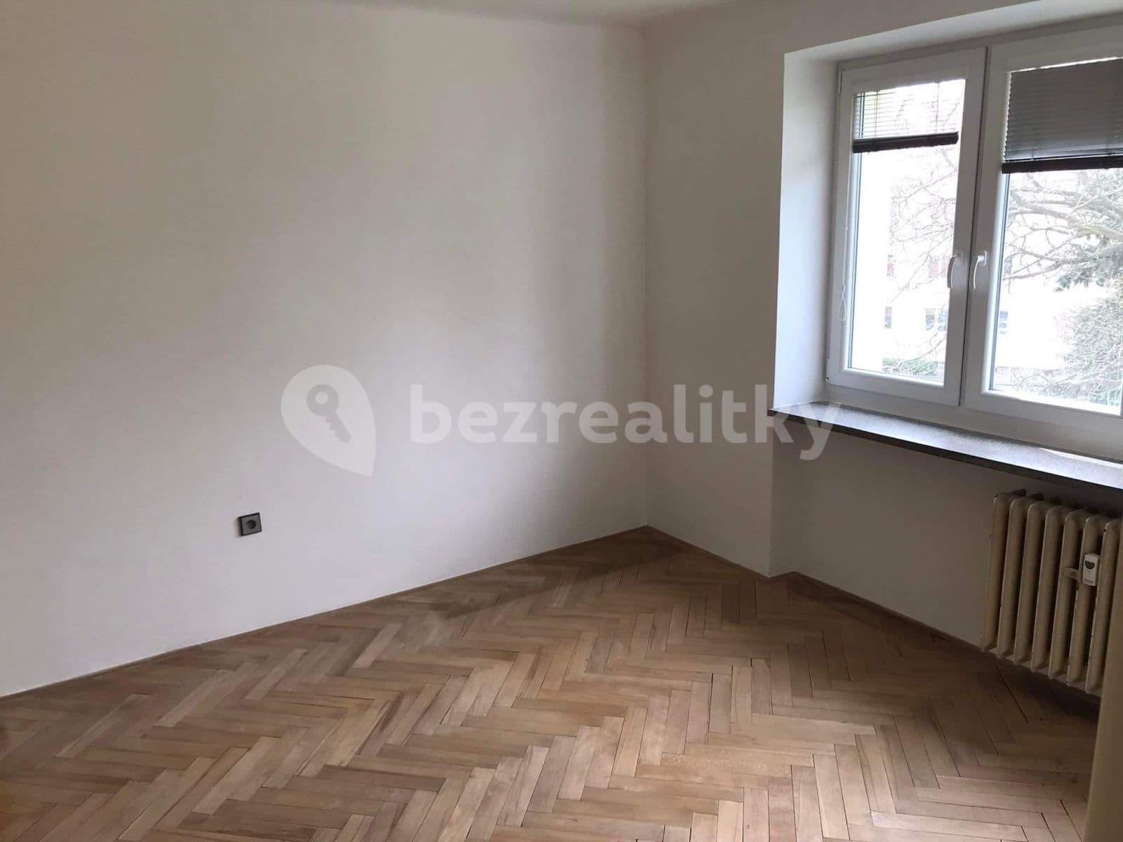 Pronájem bytu 2+1 52 m², Špálova, Olomouc, Olomoucký kraj Pronájem bytu 2+1 52 m², Špálova, Olomouc, Olomoucký kraj
