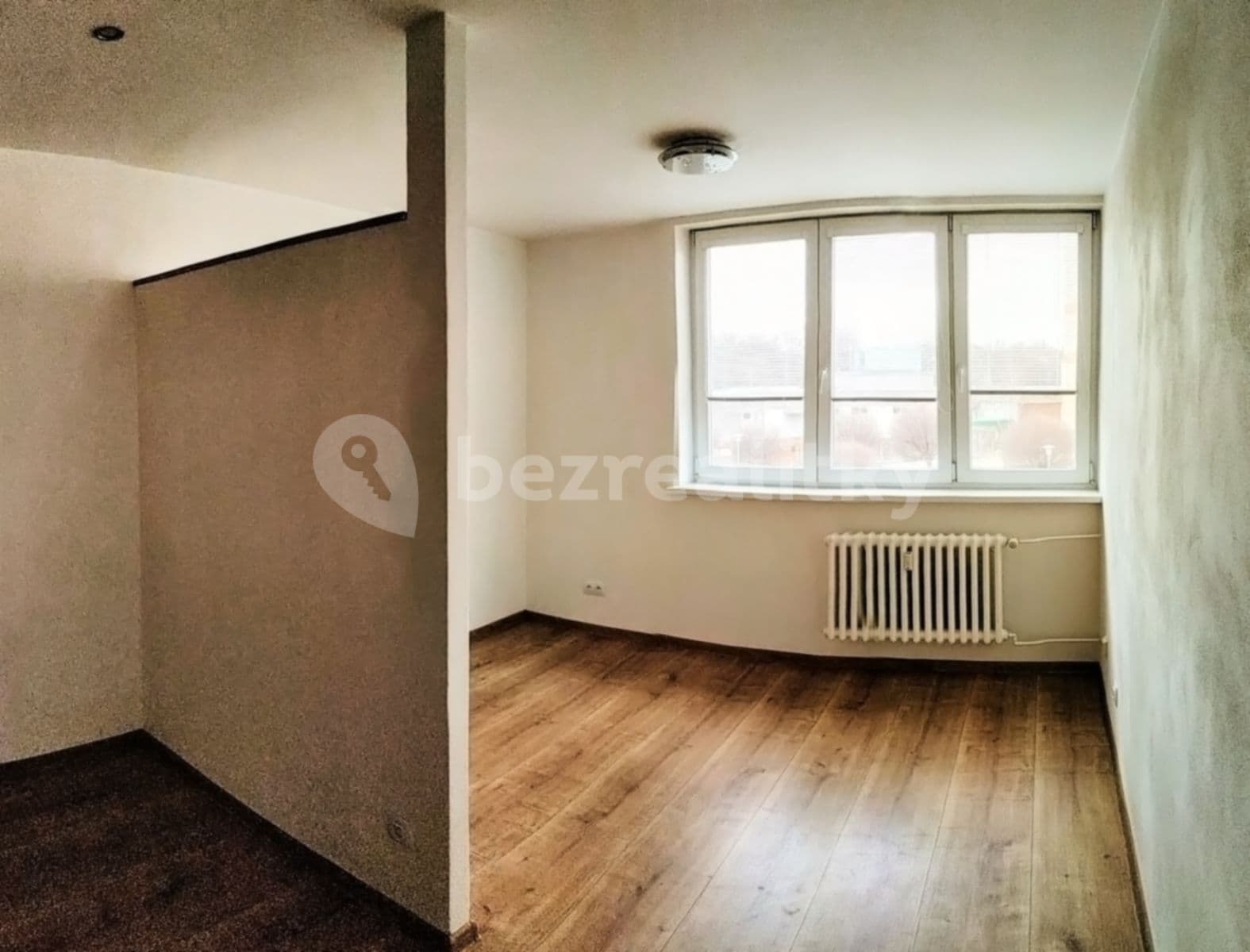 Pronájem bytu 1+1 35 m², Varenská, Ostrava, Moravskoslezský kraj Pronájem bytu 1+1 35 m², Varenská, Ostrava, Moravskoslezský kraj