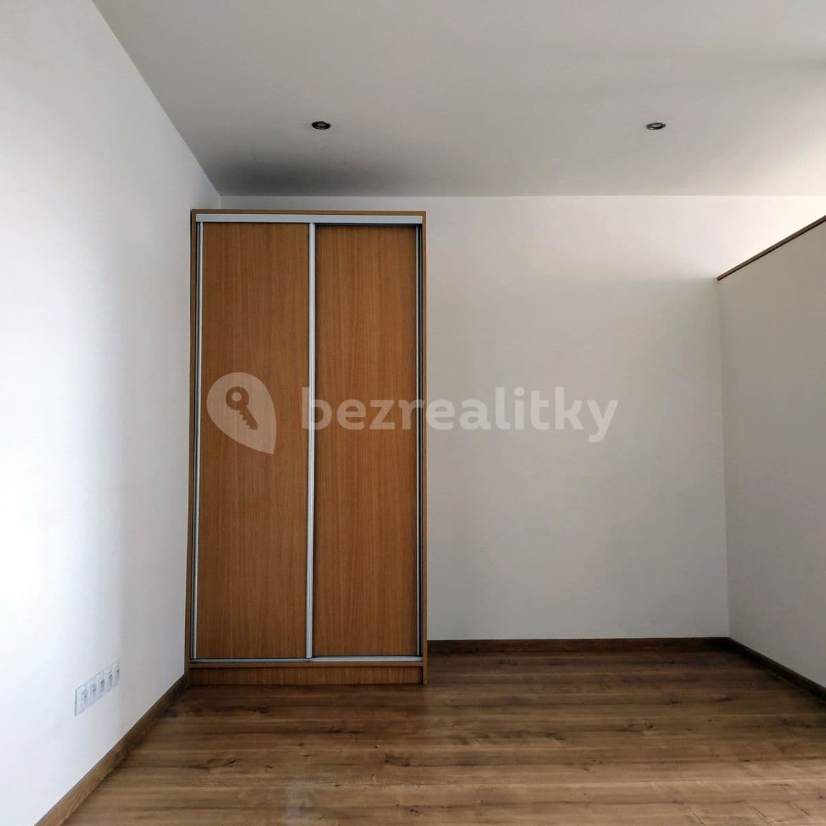 Pronájem bytu 1+1 35 m², Varenská, Ostrava, Moravskoslezský kraj Pronájem bytu 1+1 35 m², Varenská, Ostrava, Moravskoslezský kraj