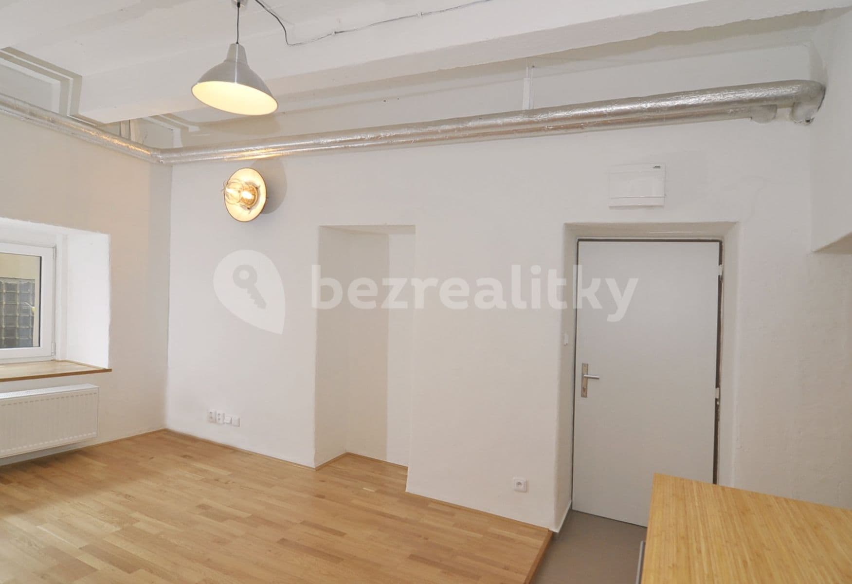 Pronájem bytu 1+kk 23 m², Přístavní, Praha, Praha Pronájem bytu 1+kk 23 m², Přístavní, Praha, Praha