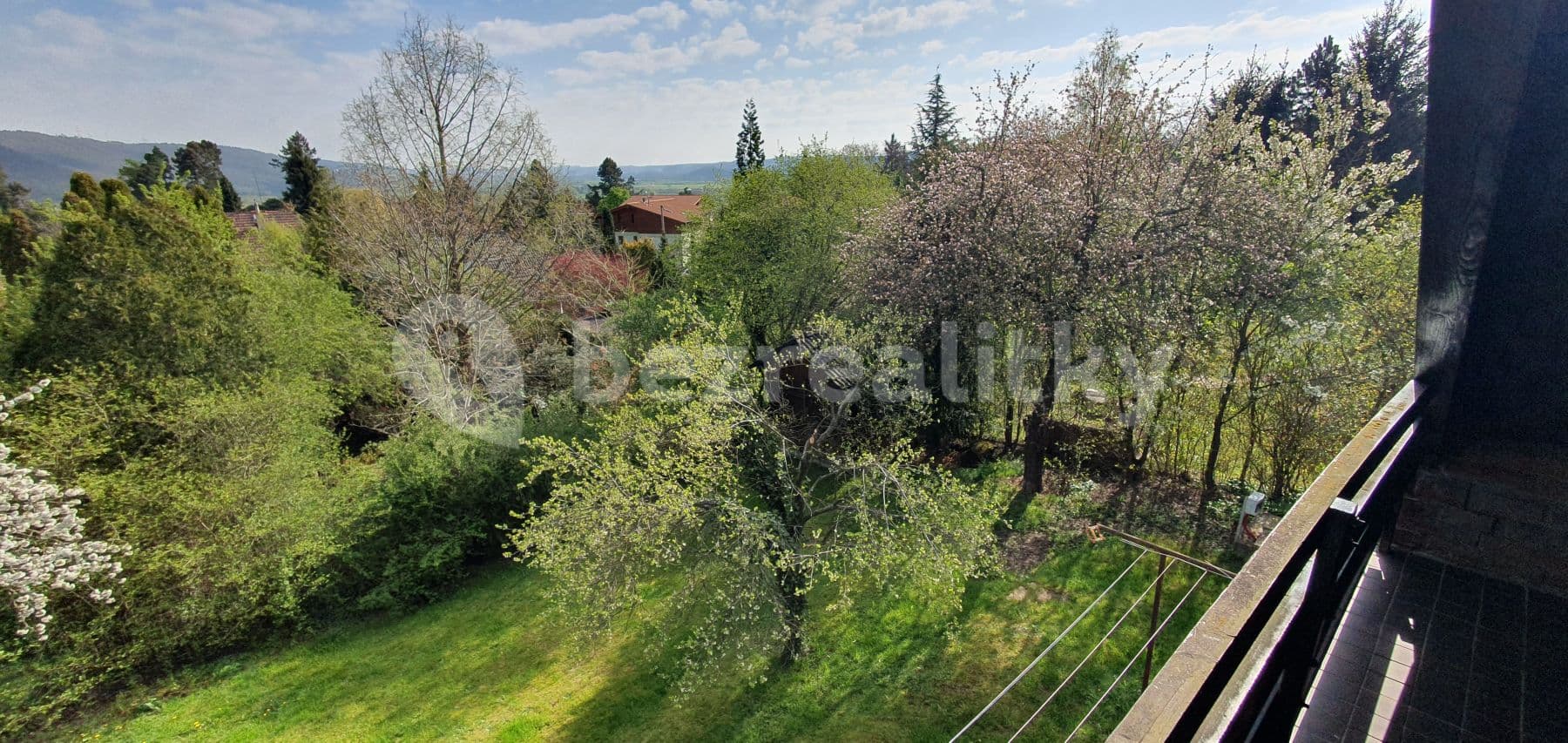 Pronájem domu 180 m², pozemek 663 m², Karlická, Černošice, Středočeský kraj Pronájem domu 180 m², pozemek 663 m², Karlická, Černošice, Středočeský kraj