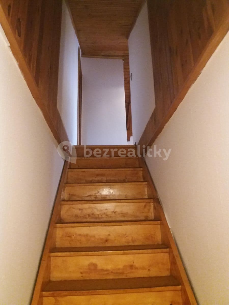 Pronájem domu 180 m², pozemek 663 m², Karlická, Černošice, Středočeský kraj Pronájem domu 180 m², pozemek 663 m², Karlická, Černošice, Středočeský kraj