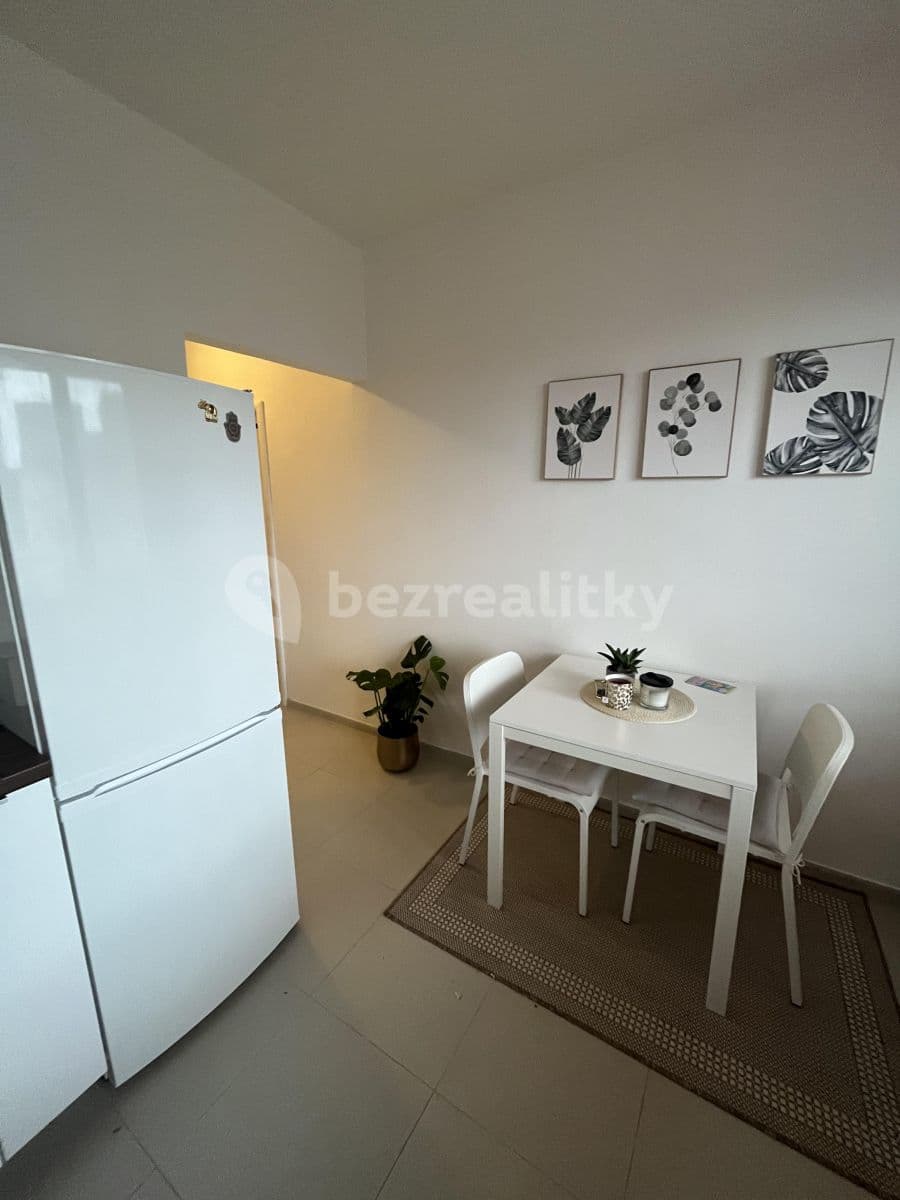 Pronájem bytu 1+1 37 m², Staňkova, Ostrava, Moravskoslezský kraj Pronájem bytu 1+1 37 m², Staňkova, Ostrava, Moravskoslezský kraj