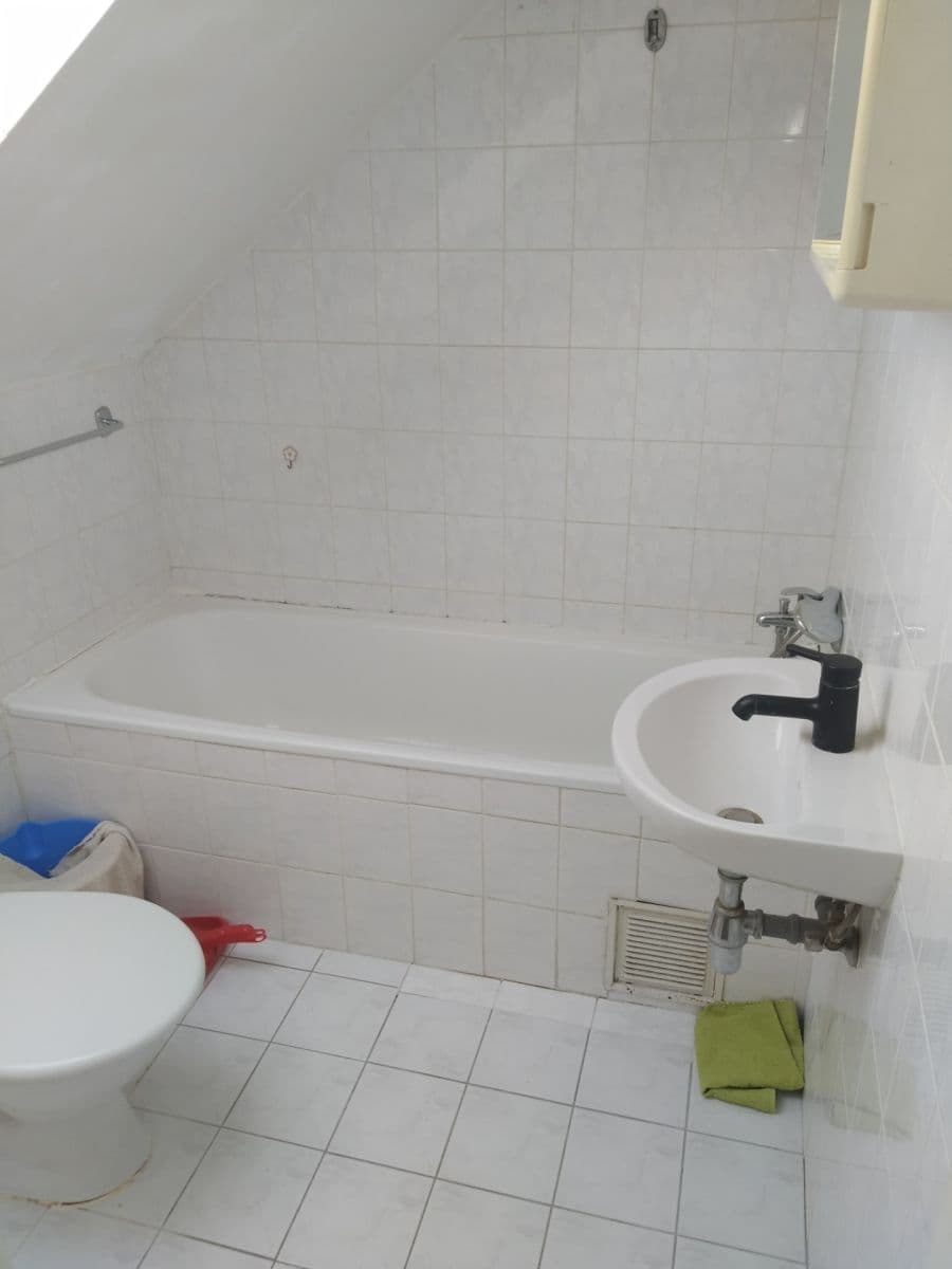 Pronájem bytu Garsoniéra 35 m², Bělohorská, Praha, Praha Pronájem bytu Garsoniéra 35 m², Bělohorská, Praha, Praha