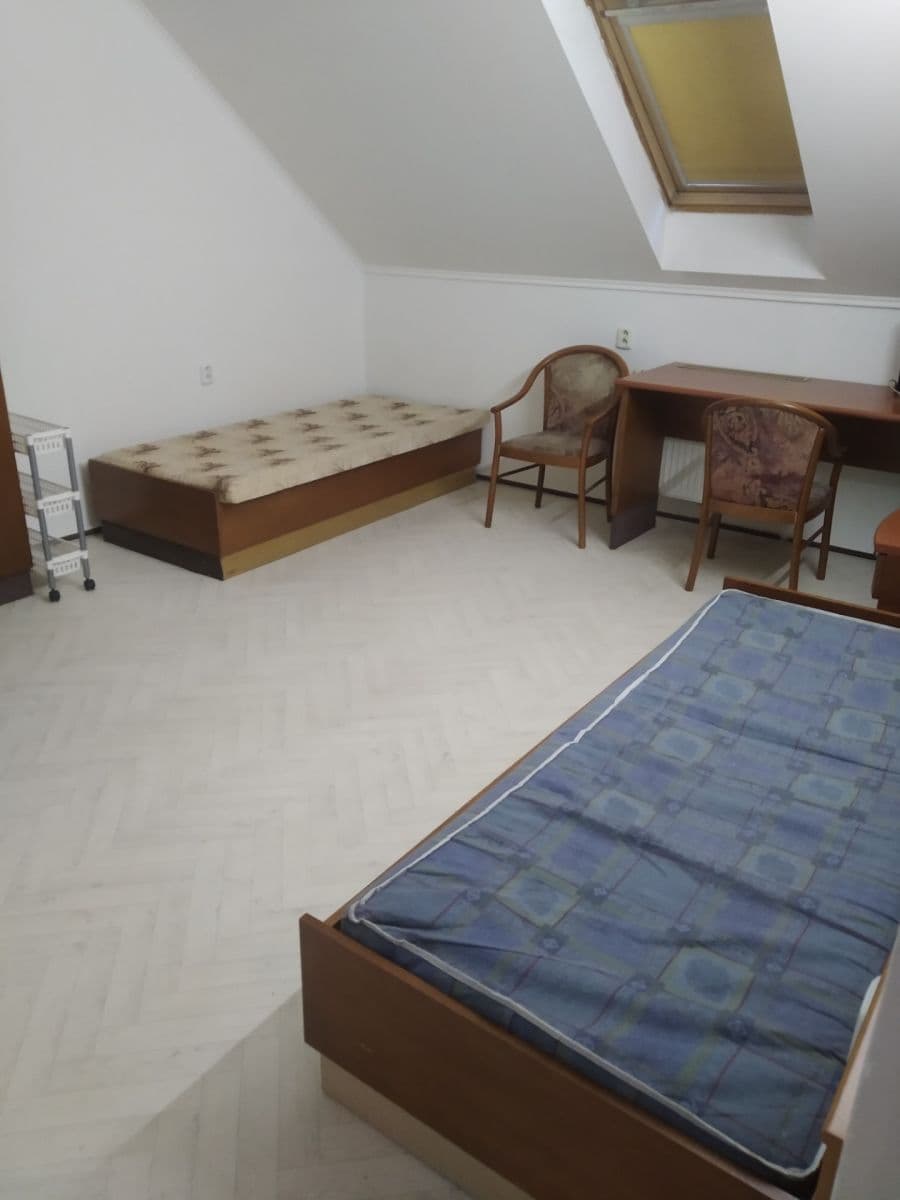 Pronájem bytu Garsoniéra 35 m², Bělohorská, Praha, Praha Pronájem bytu Garsoniéra 35 m², Bělohorská, Praha, Praha