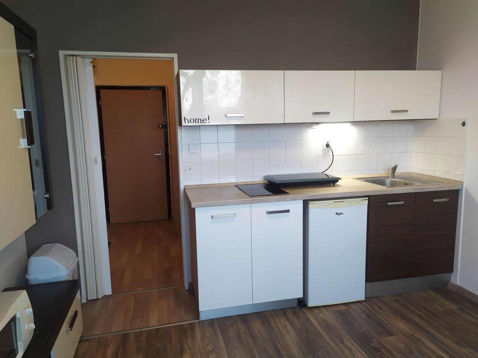 Pronájem bytu 1+kk 20 m², Štúrova, Praha, Praha Pronájem bytu 1+kk 20 m², Štúrova, Praha, Praha