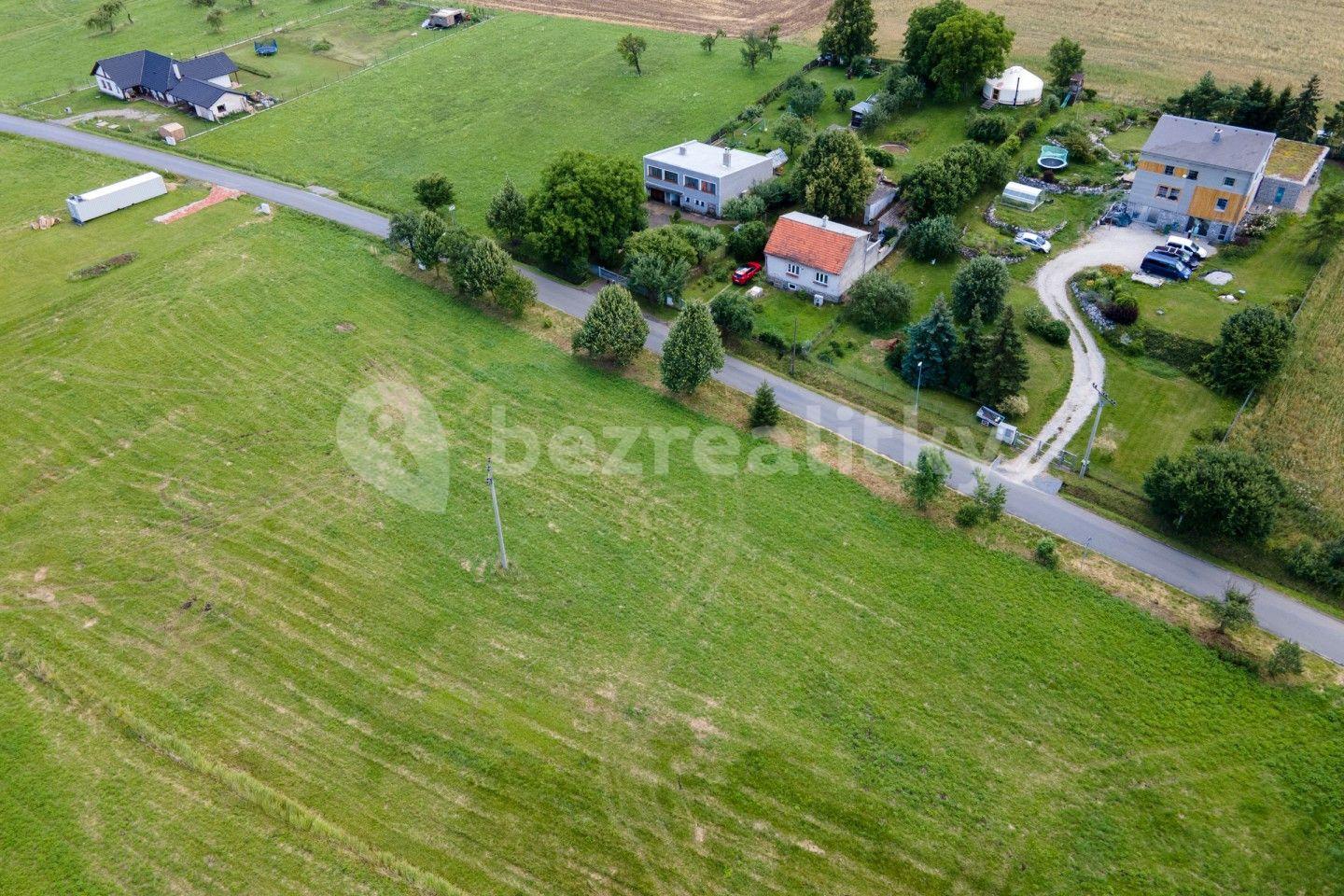 Prodej pozemku 1.749 m², Libomyšl, Středočeský kraj
