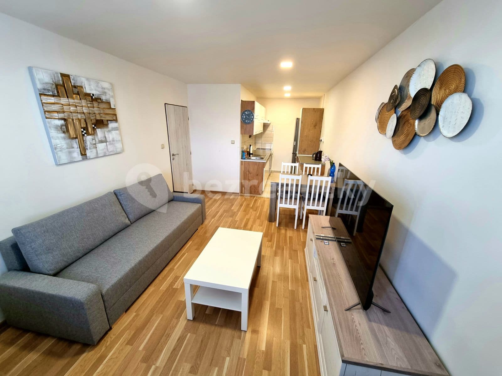 Pronájem bytu 2+kk 44 m², U Jezera, Praha, Praha Pronájem bytu 2+kk 44 m², U Jezera, Praha, Praha