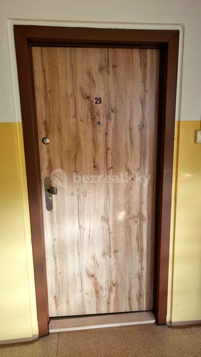 Pronájem bytu 2+kk 44 m², U Jezera, Praha, Praha Pronájem bytu 2+kk 44 m², U Jezera, Praha, Praha