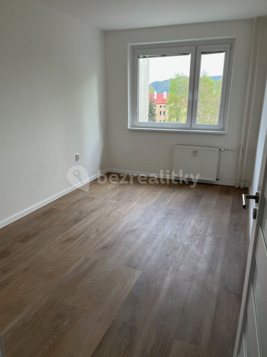 Pronájem bytu 2+kk 41 m², Dvořákova, Děčín, Ústecký kraj Pronájem bytu 2+kk 41 m², Dvořákova, Děčín, Ústecký kraj