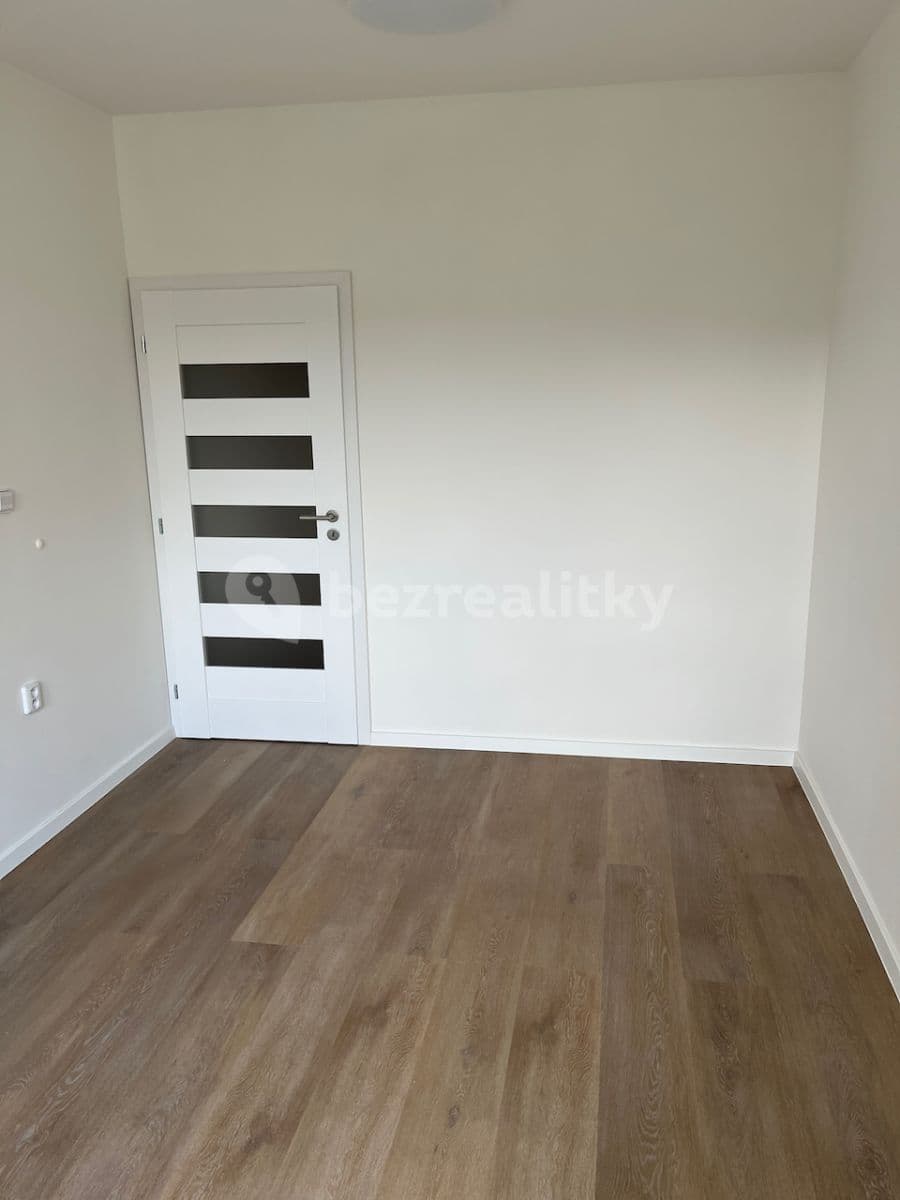 Pronájem bytu 2+kk 41 m², Dvořákova, Děčín, Ústecký kraj Pronájem bytu 2+kk 41 m², Dvořákova, Děčín, Ústecký kraj