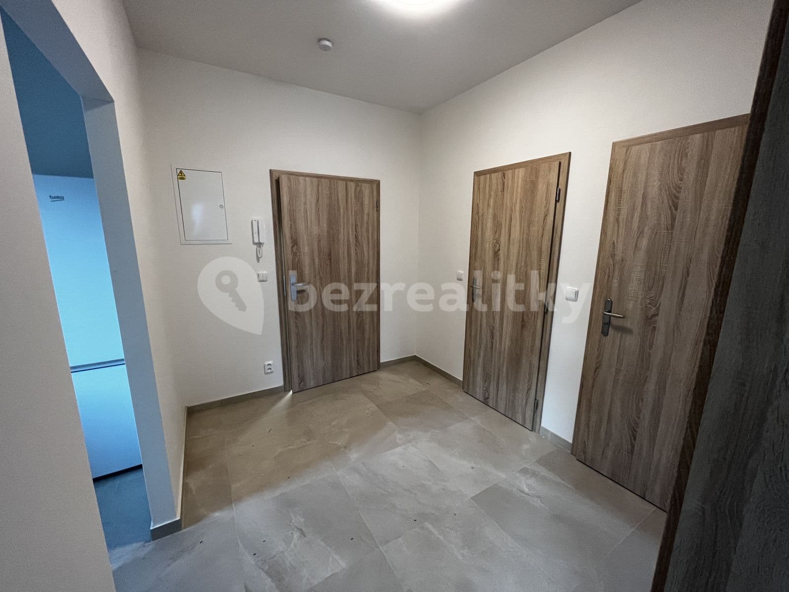 Pronájem bytu 2+1 43 m², V Pitkovičkách, Praha, Praha Pronájem bytu 2+1 43 m², V Pitkovičkách, Praha, Praha