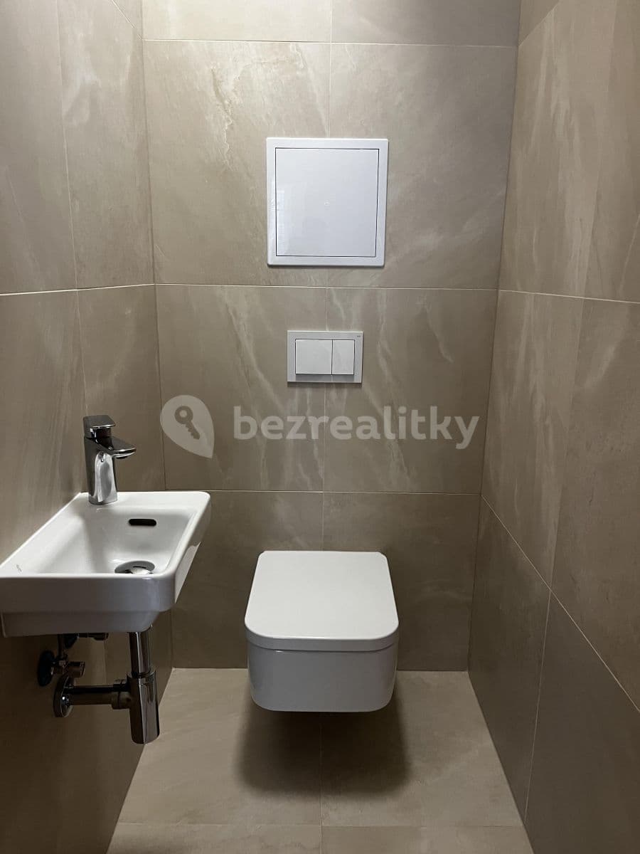 Pronájem bytu 2+1 43 m², V Pitkovičkách, Praha, Praha Pronájem bytu 2+1 43 m², V Pitkovičkách, Praha, Praha
