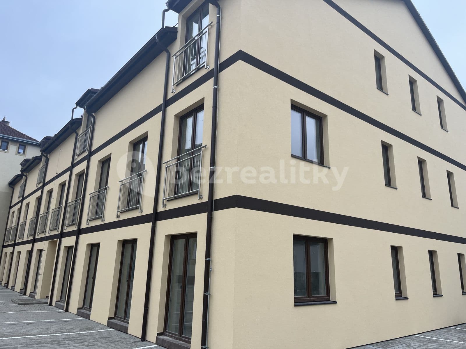 Pronájem bytu 2+1 43 m², V Pitkovičkách, Praha, Praha Pronájem bytu 2+1 43 m², V Pitkovičkách, Praha, Praha
