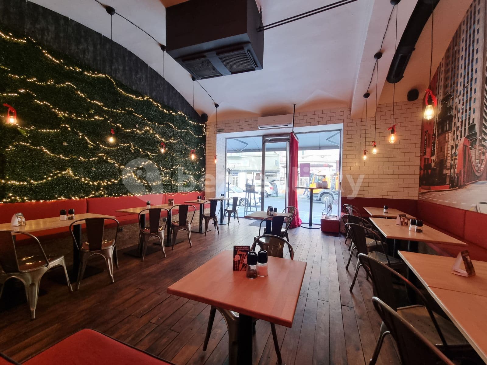 Pronájem nebytového prostoru 210 m², Bělehradská, Praha, Praha Pronájem nebytového prostoru 210 m², Bělehradská, Praha, Praha