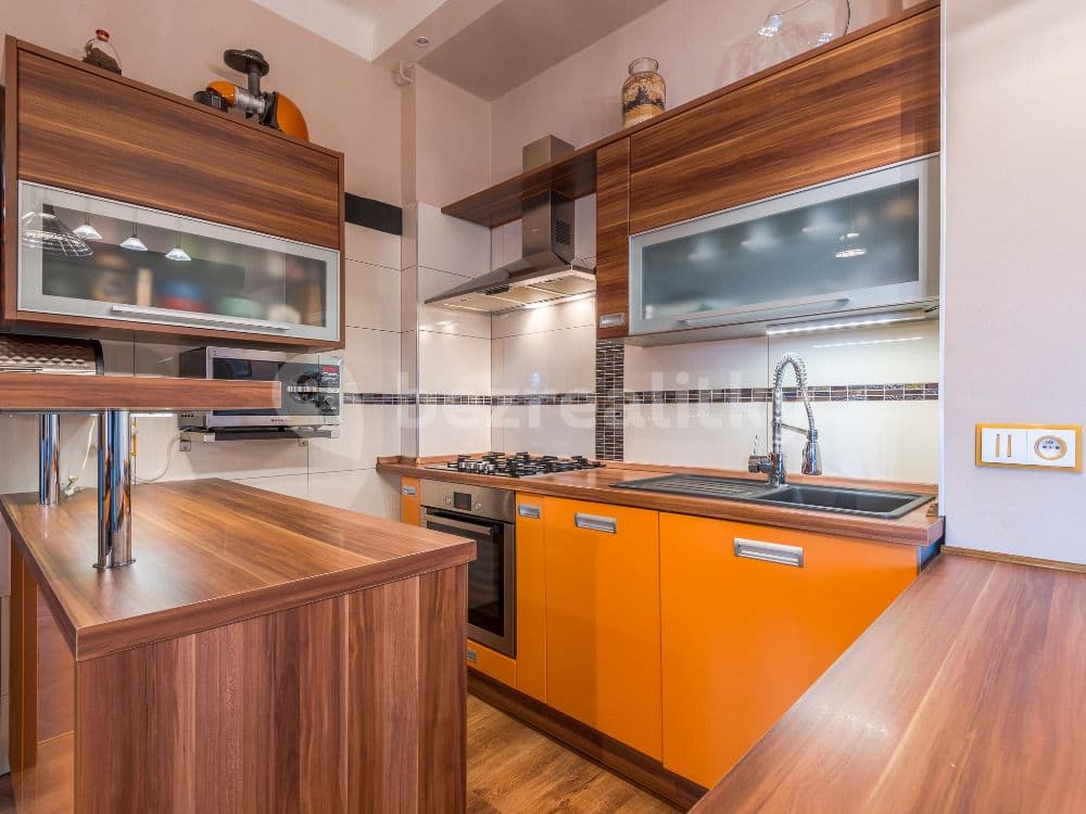 Pronájem bytu 2+kk 55 m², Ruská, Praha, Praha Pronájem bytu 2+kk 55 m², Ruská, Praha, Praha