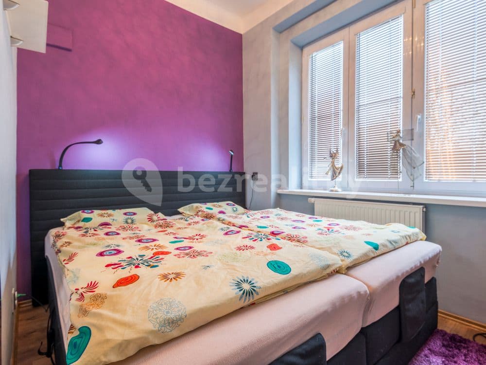 Pronájem bytu 2+kk 55 m², Ruská, Praha, Praha Pronájem bytu 2+kk 55 m², Ruská, Praha, Praha