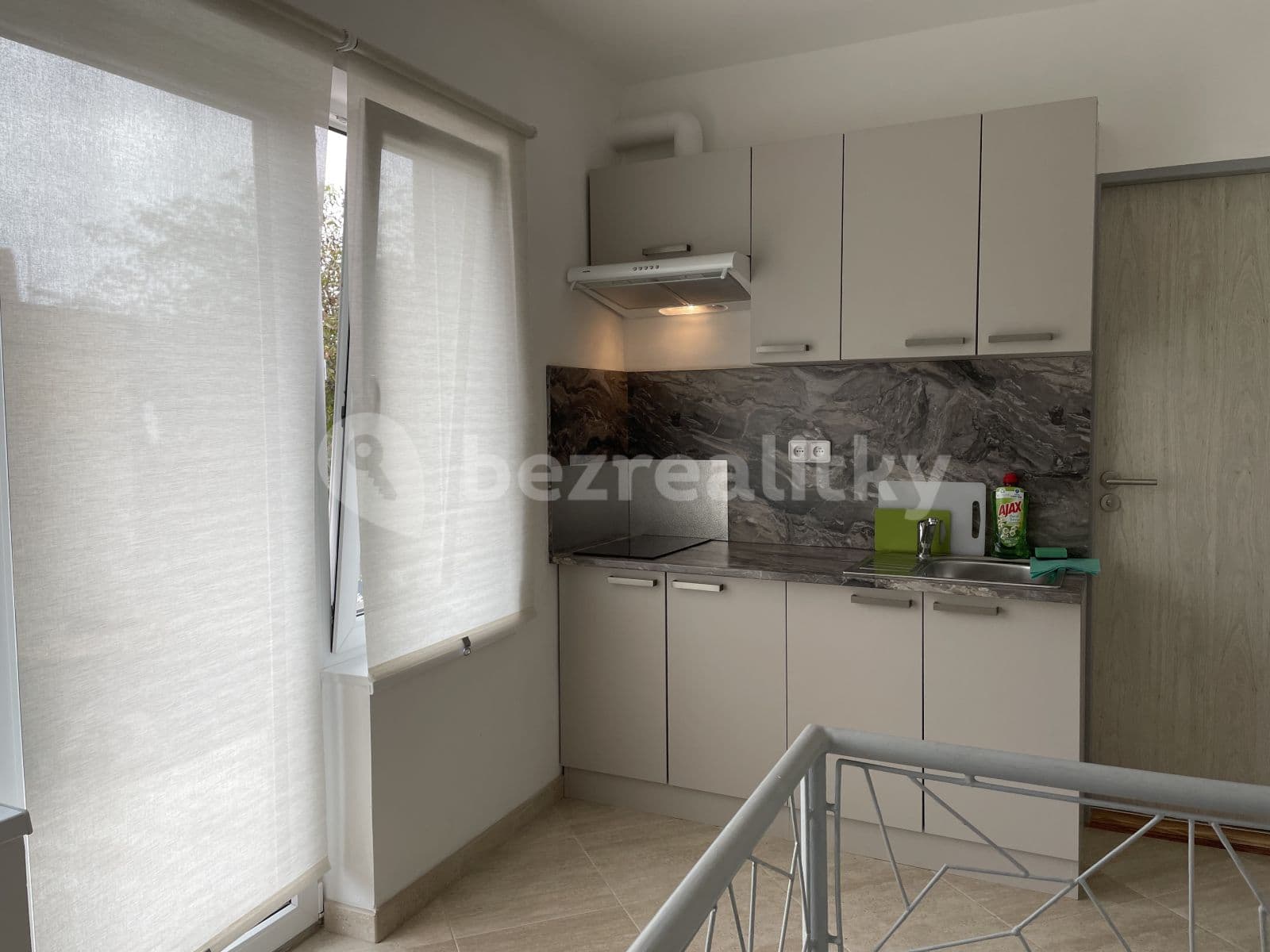 Pronájem bytu 28 m², Božanovská, Praha, Praha Pronájem bytu 28 m², Božanovská, Praha, Praha