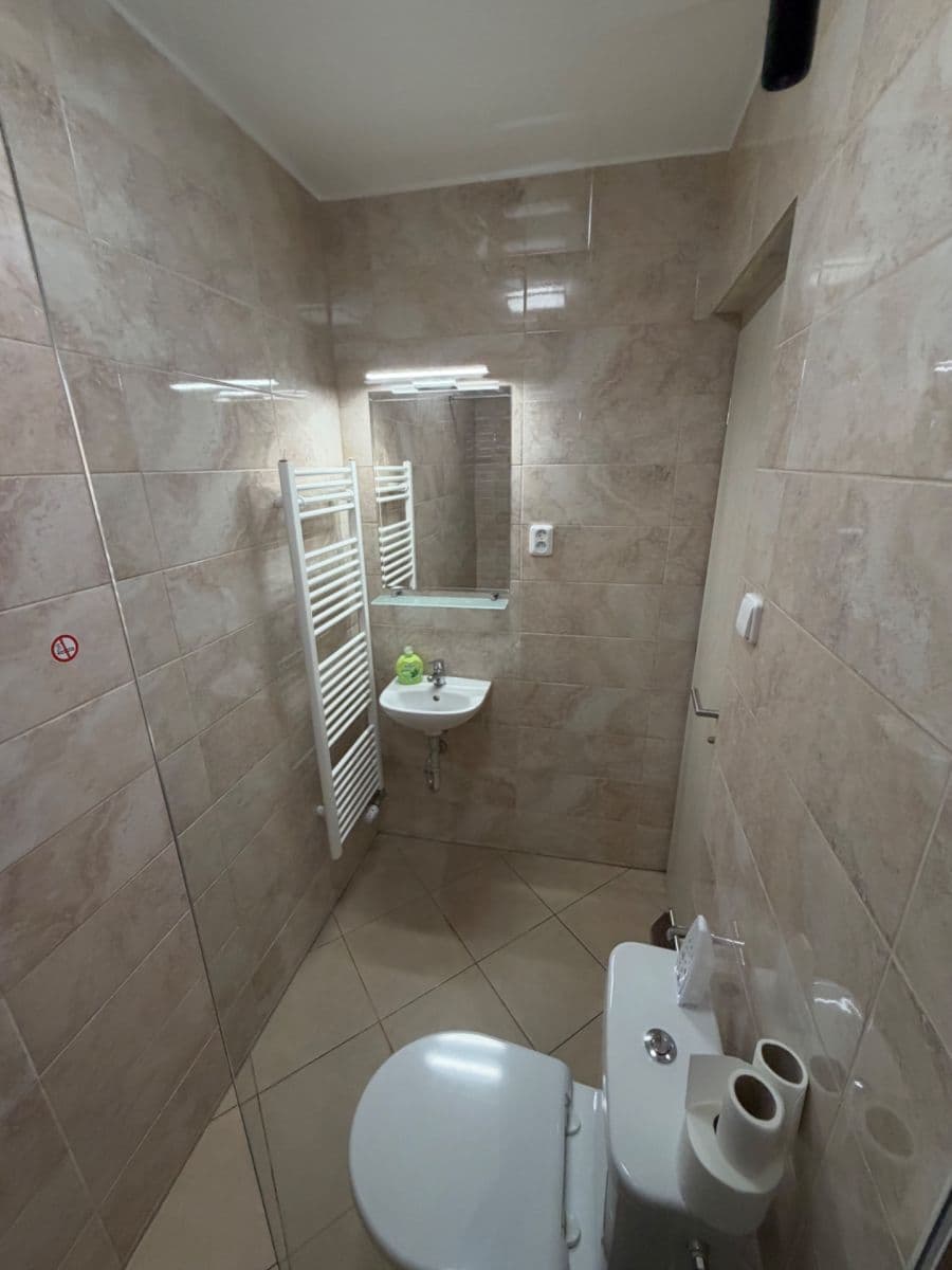 Pronájem bytu 28 m², Božanovská, Praha, Praha Pronájem bytu 28 m², Božanovská, Praha, Praha