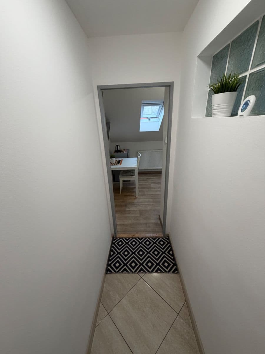 Pronájem bytu 28 m², Božanovská, Praha, Praha Pronájem bytu 28 m², Božanovská, Praha, Praha
