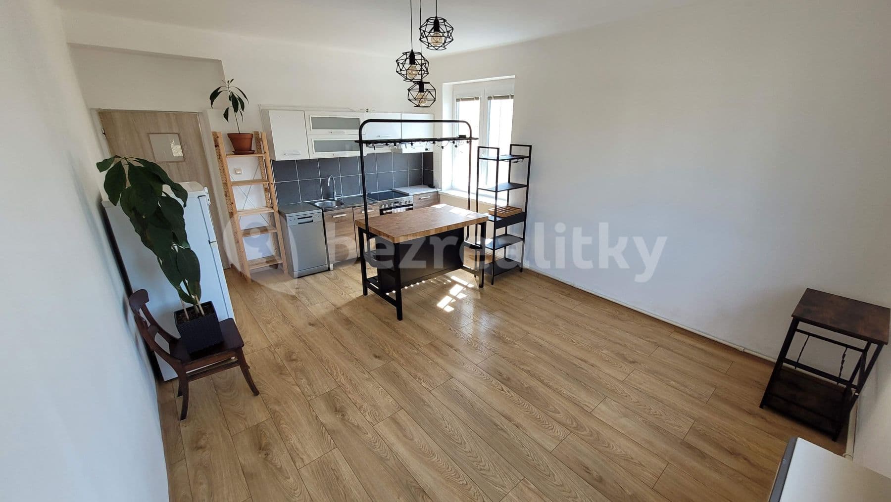 Pronájem bytu 2+kk 50 m², Viklefova, Praha, Praha Pronájem bytu 2+kk 50 m², Viklefova, Praha, Praha