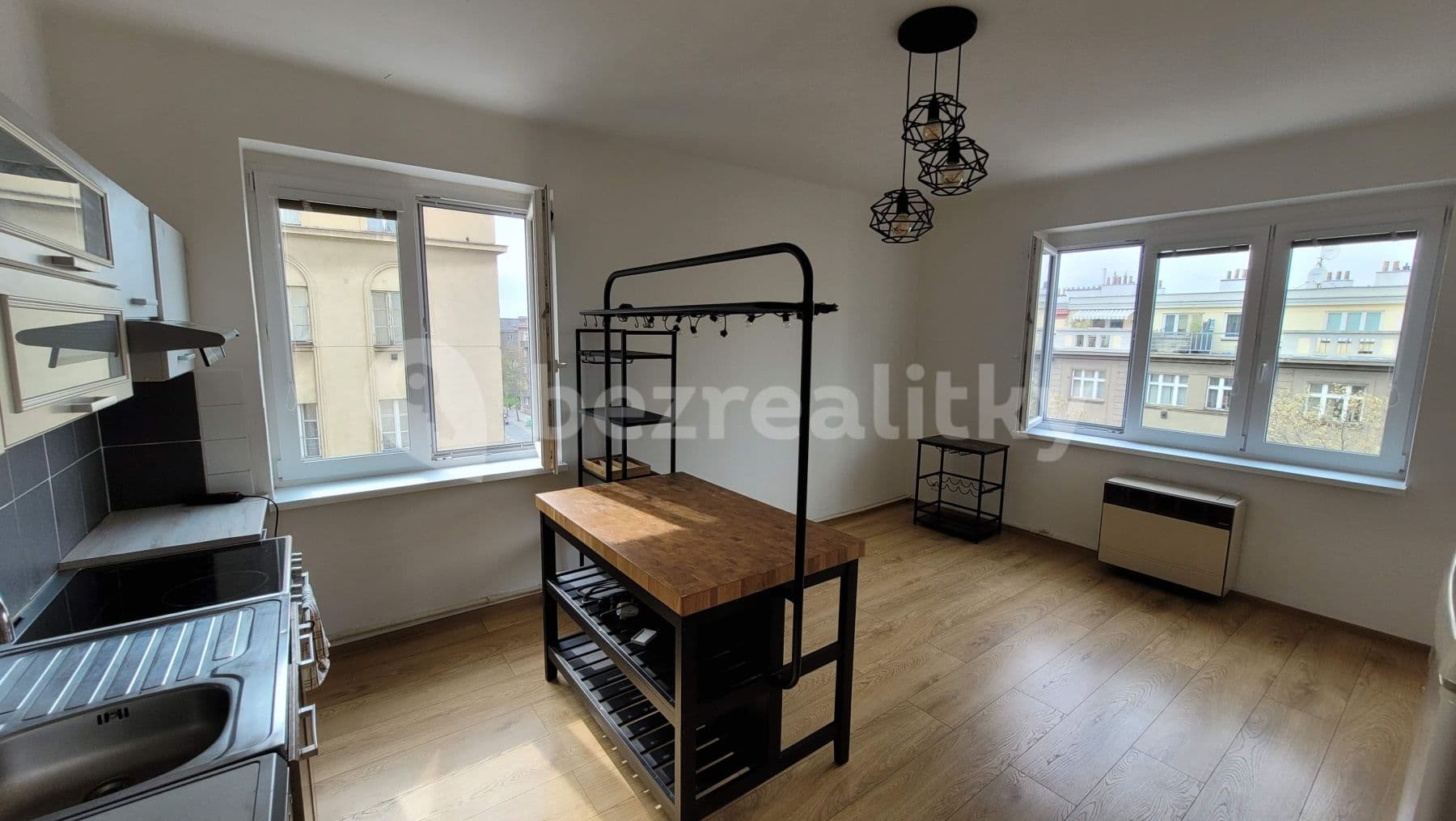 Pronájem bytu 2+kk 50 m², Viklefova, Praha, Praha Pronájem bytu 2+kk 50 m², Viklefova, Praha, Praha