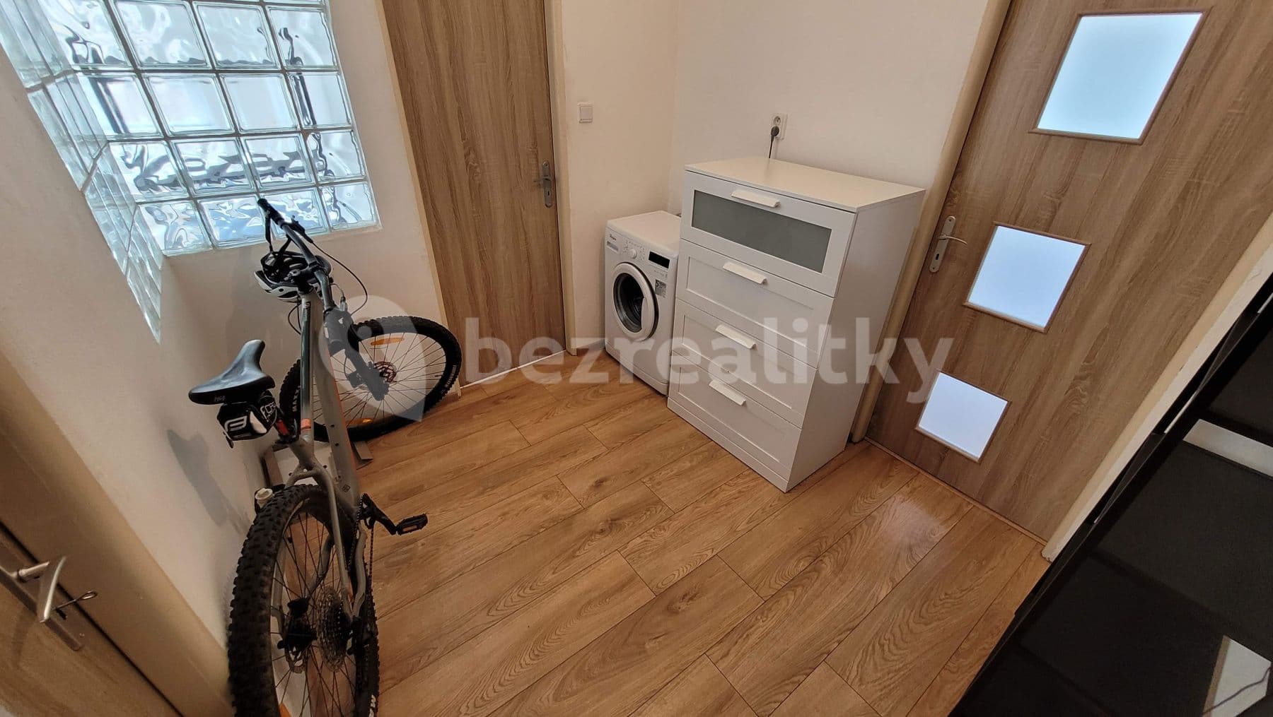 Pronájem bytu 2+kk 50 m², Viklefova, Praha, Praha Pronájem bytu 2+kk 50 m², Viklefova, Praha, Praha