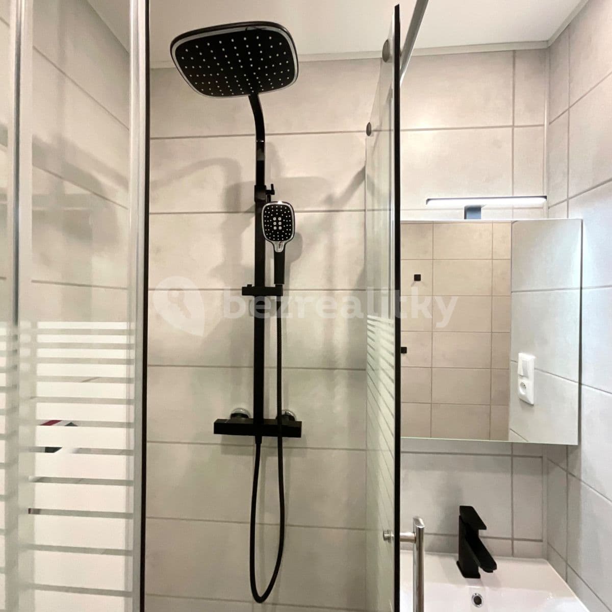 Pronájem bytu 2+kk 40 m², Revoluční, Nýřany, Plzeňský kraj Pronájem bytu 2+kk 40 m², Revoluční, Nýřany, Plzeňský kraj