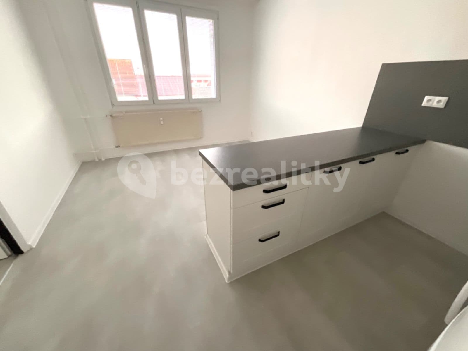 Pronájem bytu 2+kk 40 m², Revoluční, Nýřany, Plzeňský kraj Pronájem bytu 2+kk 40 m², Revoluční, Nýřany, Plzeňský kraj
