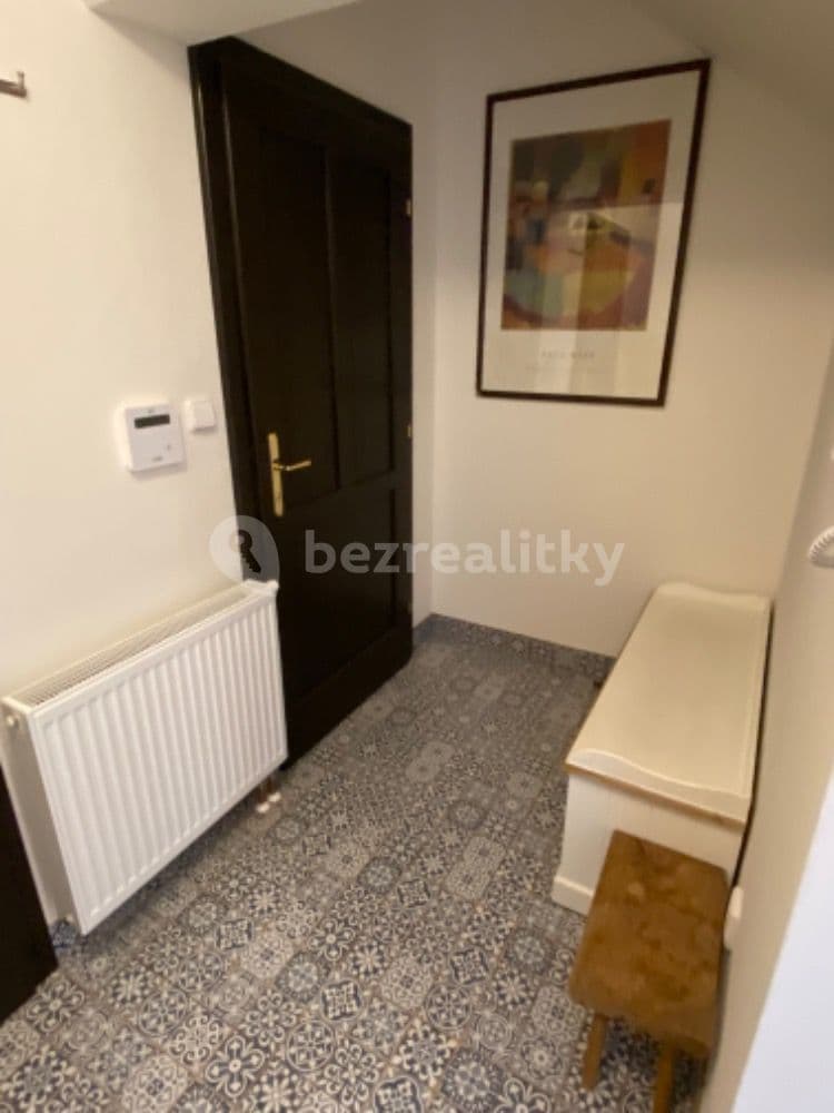 Pronájem bytu 1+kk 40 m², Heydukova, České Budějovice, Jihočeský kraj