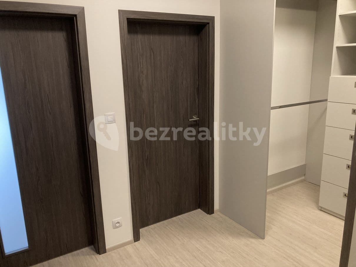Pronájem bytu 2+kk 62 m², Sportovní, Brno, Jihomoravský kraj Pronájem bytu 2+kk 62 m², Sportovní, Brno, Jihomoravský kraj