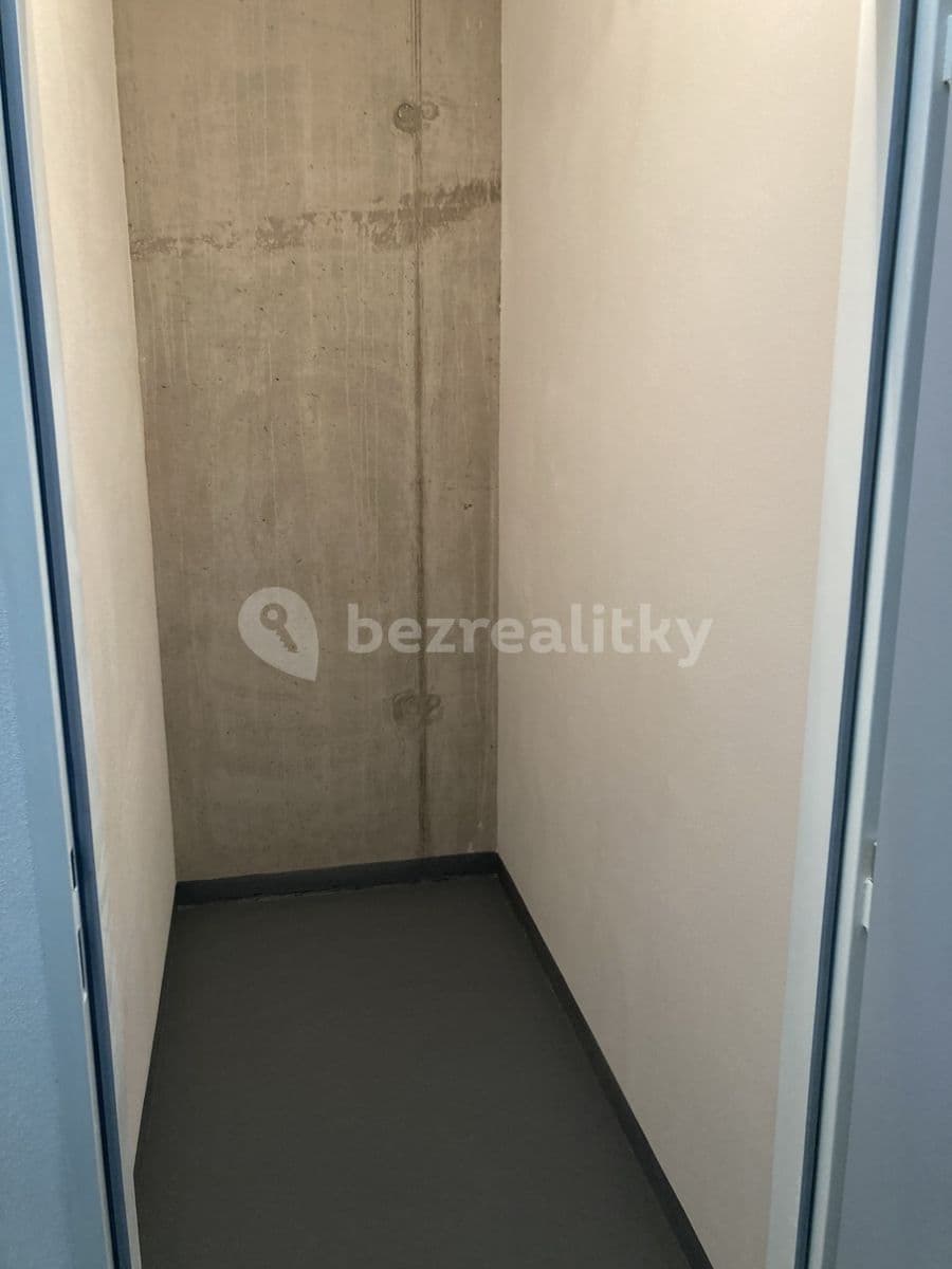 Pronájem bytu 2+kk 62 m², Sportovní, Brno, Jihomoravský kraj Pronájem bytu 2+kk 62 m², Sportovní, Brno, Jihomoravský kraj