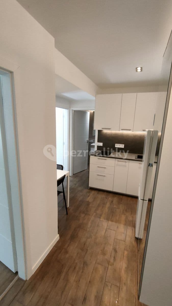 Pronájem bytu 2+1 38 m², Koněvova, Praha, Praha Pronájem bytu 2+1 38 m², Koněvova, Praha, Praha