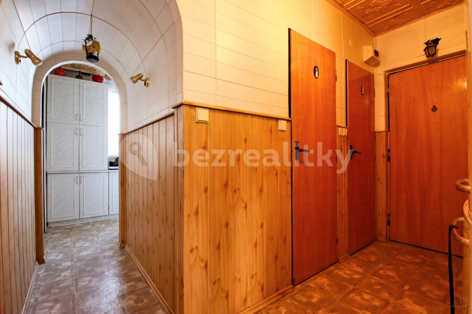 Prodej bytu 3+1 60 m², Dukelská, Broumov, Královéhradecký kraj