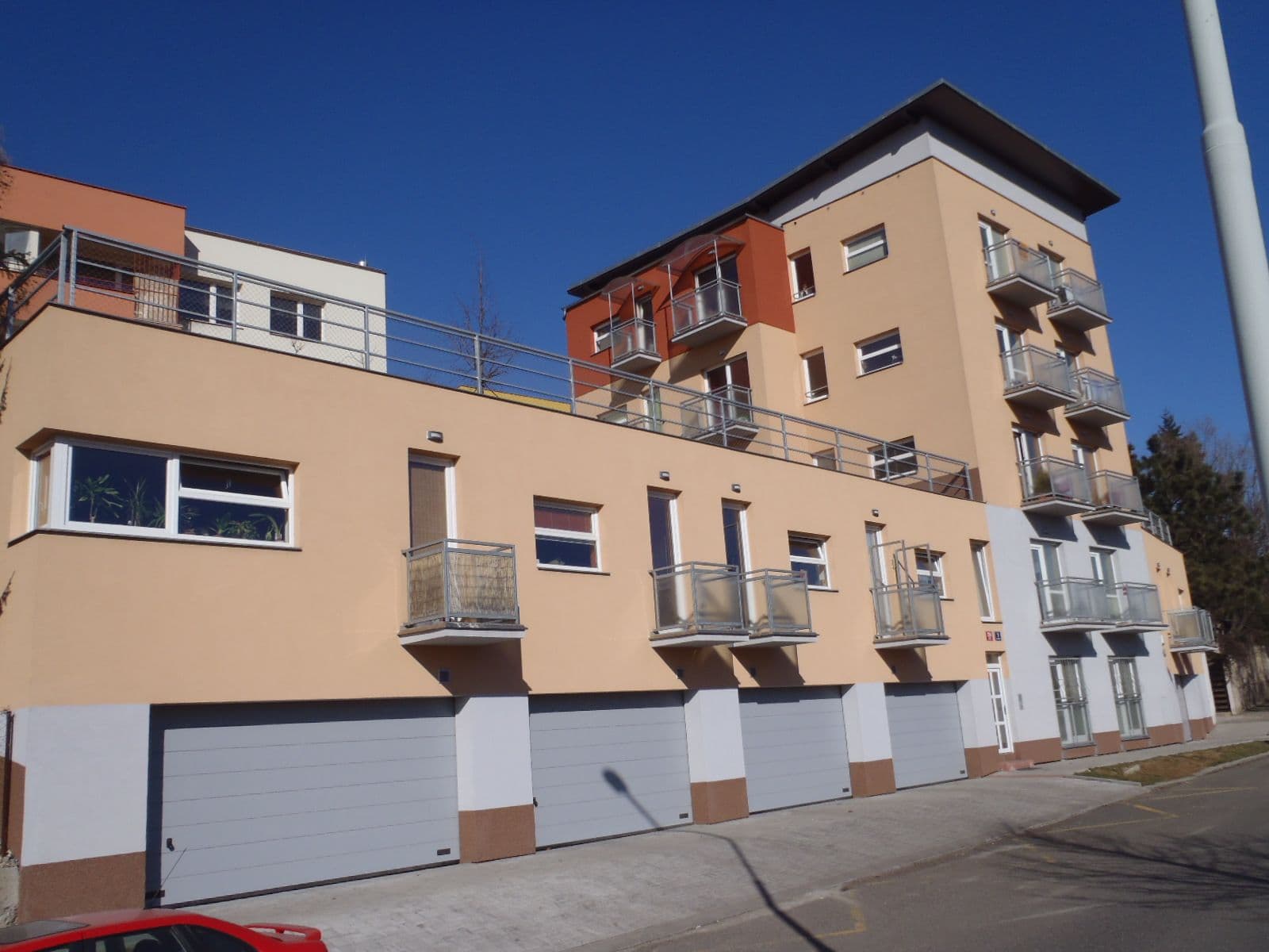 Pronájem bytu 2+kk 60 m², Za Mlýnem, Praha, Praha Pronájem bytu 2+kk 60 m², Za Mlýnem, Praha, Praha