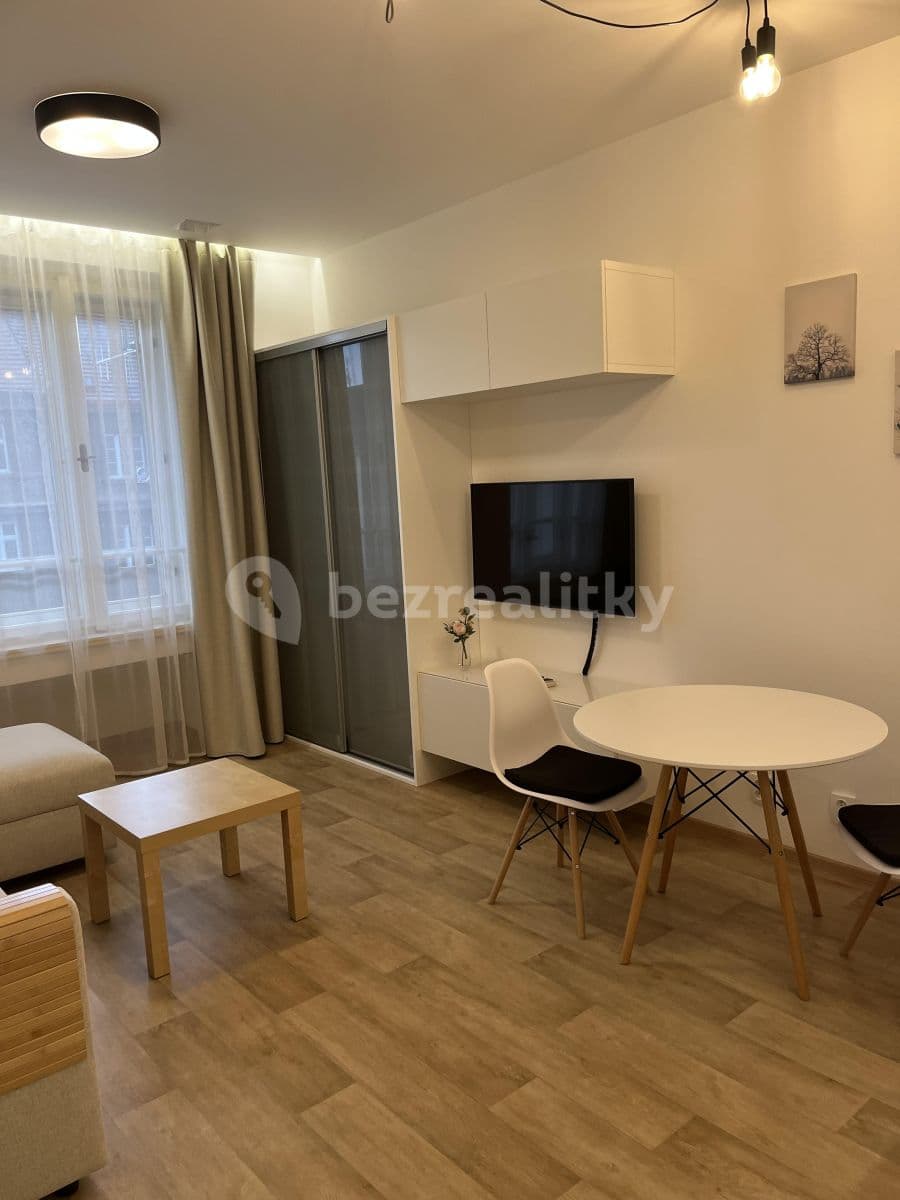 Pronájem bytu 1+kk 26 m², Jana Želivského, Praha, Praha Pronájem bytu 1+kk 26 m², Jana Želivského, Praha, Praha