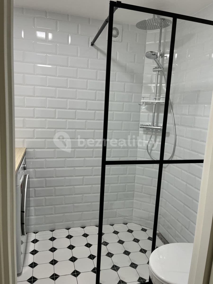 Pronájem bytu 1+kk 26 m², Jana Želivského, Praha, Praha Pronájem bytu 1+kk 26 m², Jana Želivského, Praha, Praha