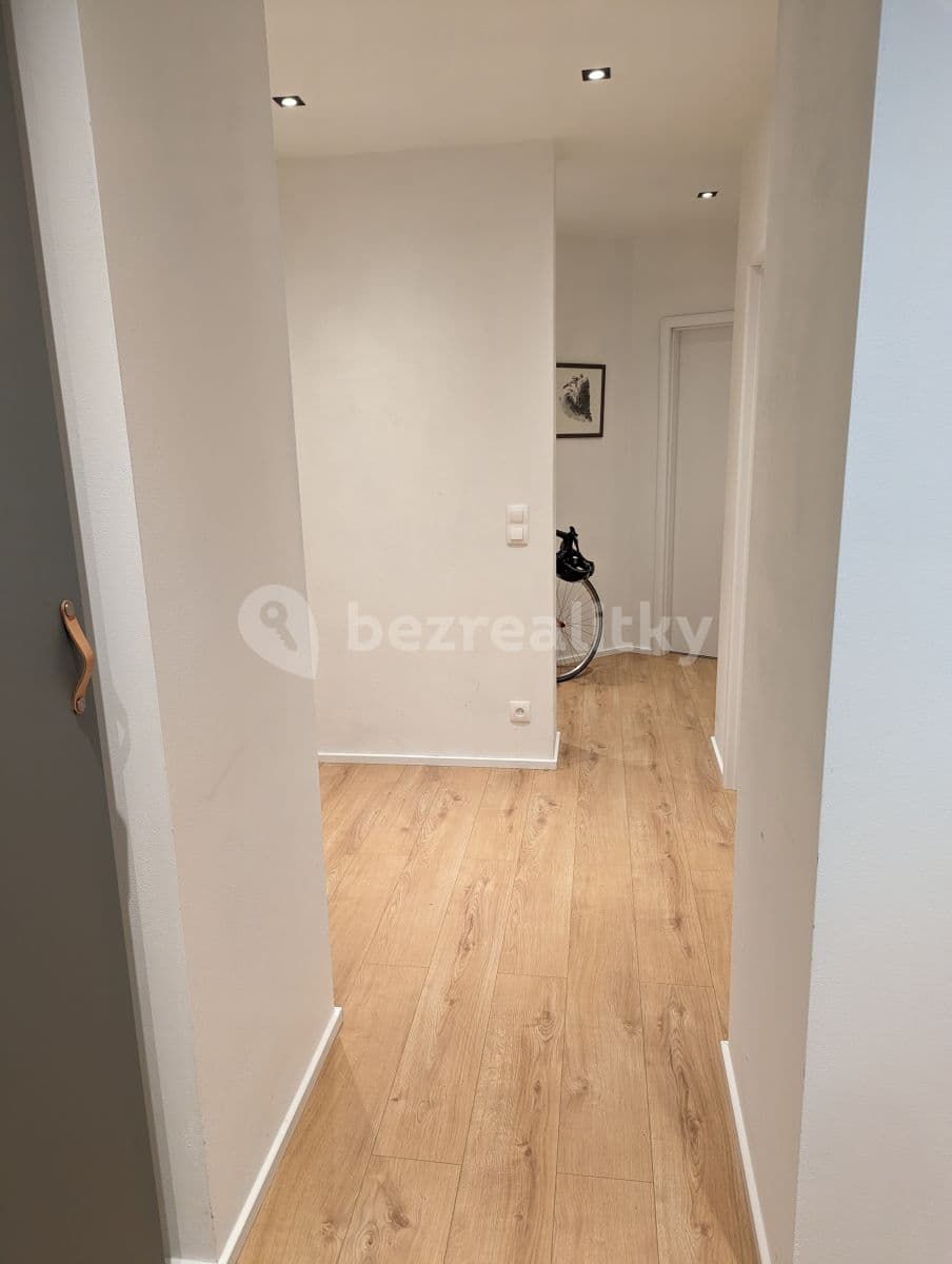 Pronájem bytu 3+kk 75 m², Bořivojova, Praha, Praha Pronájem bytu 3+kk 75 m², Bořivojova, Praha, Praha