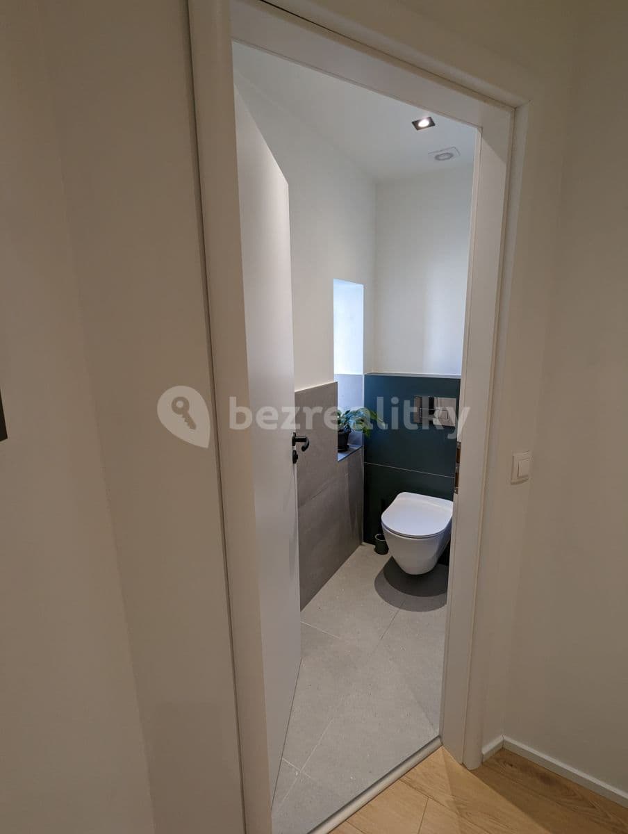 Pronájem bytu 3+kk 75 m², Bořivojova, Praha, Praha Pronájem bytu 3+kk 75 m², Bořivojova, Praha, Praha