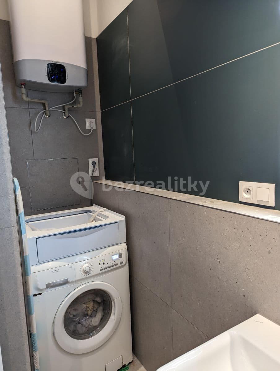 Pronájem bytu 3+kk 75 m², Bořivojova, Praha, Praha Pronájem bytu 3+kk 75 m², Bořivojova, Praha, Praha