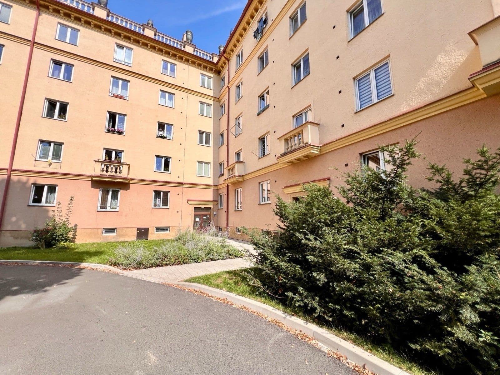 Pronájem bytu 2+1 53 m², náměstí Vítězslava Nováka, Ostrava, Moravskoslezský kraj Pronájem bytu 2+1 53 m², náměstí Vítězslava Nováka, Ostrava, Moravskoslezský kraj