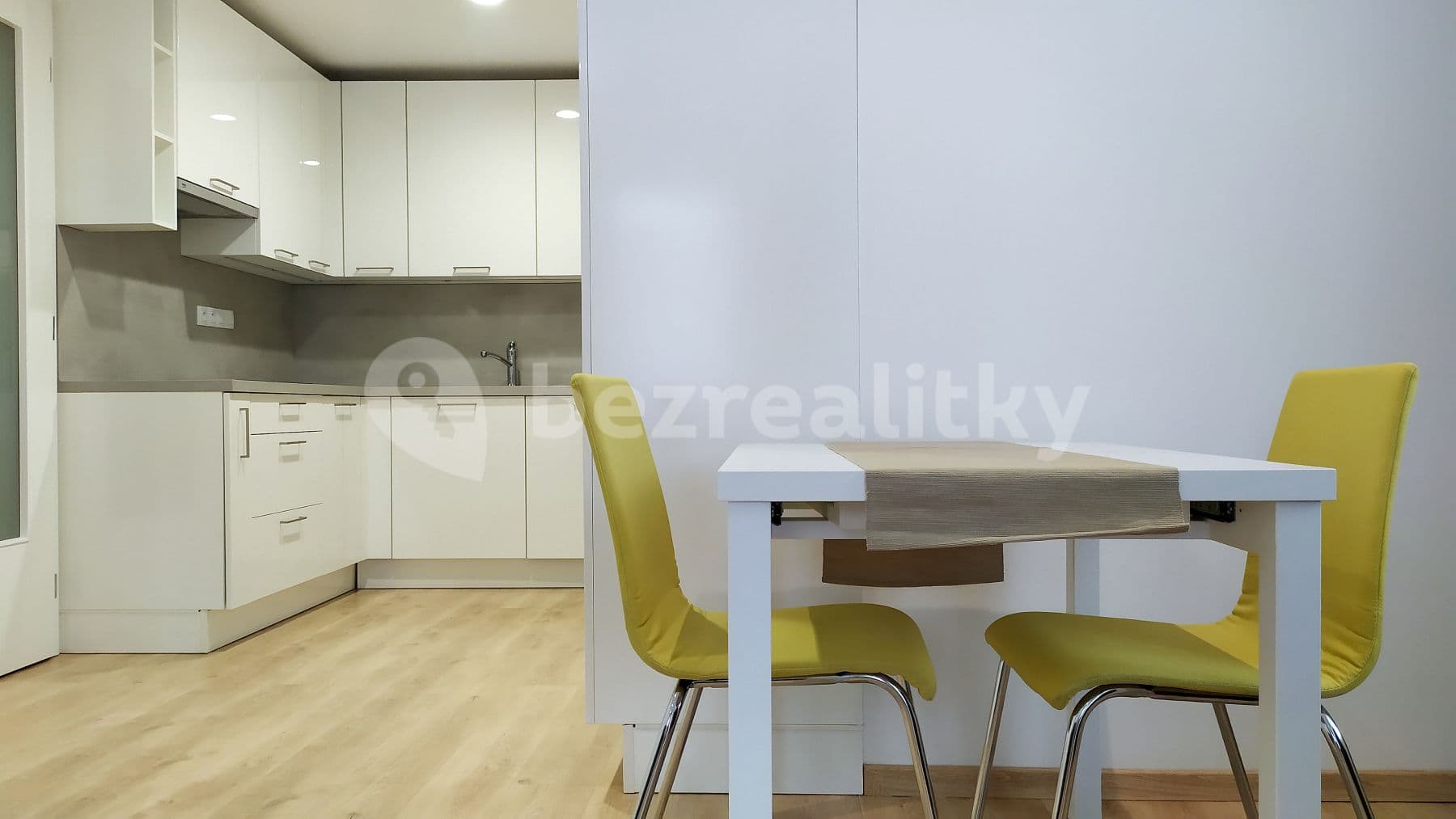 Pronájem bytu 3+kk 66 m², Mukařovského, Praha, Praha Pronájem bytu 3+kk 66 m², Mukařovského, Praha, Praha